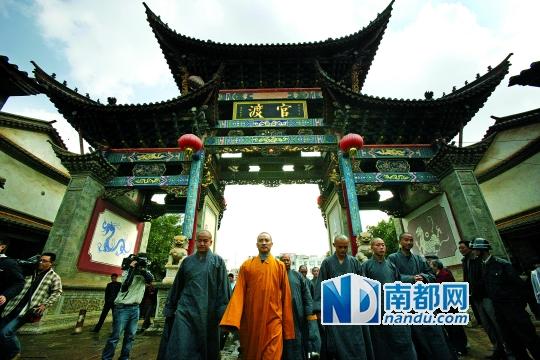 少林寺商业化扩张多地开“分店” 释永信:随缘方便