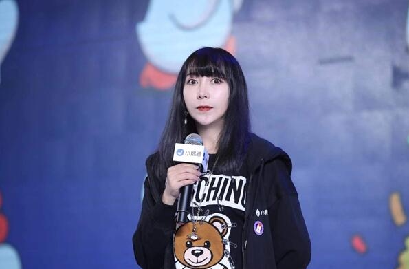 ꣬С